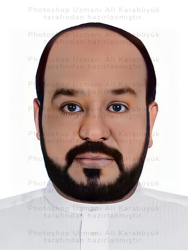 Dijital restorasyon ve netleme sonrası canlı renklere ve keskin hatlara sahip vesikalık fotoğraf.