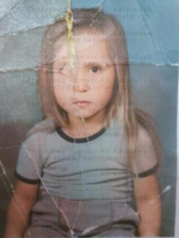 yırtık, solmuş ve bulanık küçük bir kız çocuğunun fotoğrafının onarım ve netleme öncesi hali.