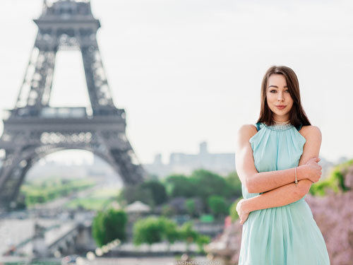 Kafa Değiştirme Hizmeti 6 Bu sadece bir fotoğraf değil, hayallerinizin dijital bir provasıdır. Odanızın duvarına asmak veya sosyal medyada bu büyülü anı paylaşmak için sabırsızlanacaksınız.